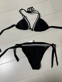 ブラック ストライプ セパレート水着