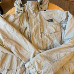 THE NORTH FACE マウンテンパーカー ベージュ