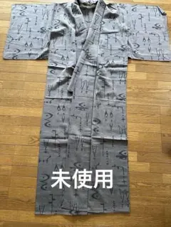未使用　着物　小粋　モダン　小紋　レディース　単衣　グレー　春夏用のサムネイル