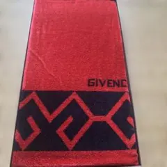 GIVENCHY スポーツタオル 未使用品のサムネイル