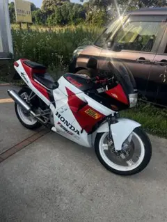 HONDA CBR250R MC17 送料込みのサムネイル