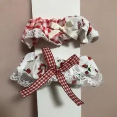 レースシュシュ2個セット 赤いチェック柄とストロベリー柄