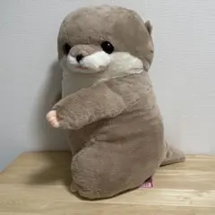 くったり　カワウソの赤ちゃん　ハグハグ　超超ウルトラBIG・T タイトー限定