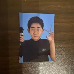ガチャガチャ 赤の他人の証明写真 写真カード バリカン ハサミ