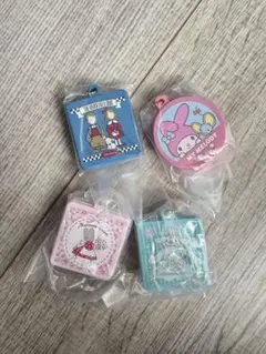 サンリオ　クッキー缶チャーム　ガチャガチャ　マイメロ　シナモロール