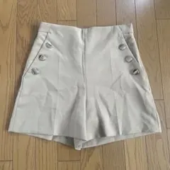 ZARA ショートパンツ