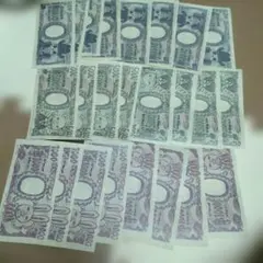 タ*ン様 ワンピースBASESHOP　ベリー札各8枚24枚セット