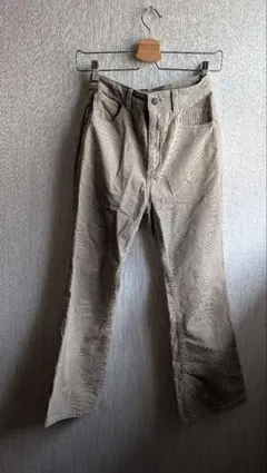GUコーデュロイフレアパンツ