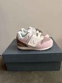 Item thumbnail for item ecc84613-42ae-4f5a-be4d-ec6280df9800