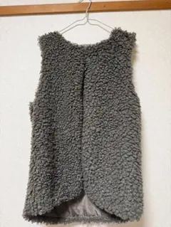 グレー ボア ノースリーブベスト