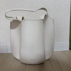 LATTINA 2WAY ショルダーバッグ　ハンドバッグ　ホワイト　白