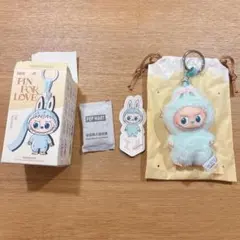 POP MART PIN FOR LOVE イニシャル ラブブ　i