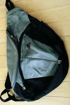 adidas　y2k スリングバッグ　ワンショルダーバッグ