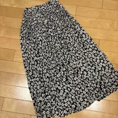 花柄♡ロング　プリーツ　フレアスカート♡黒白♡