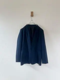 美品　Flolia　フロリア　ノーカラージャケット　ネイビー　Lサイズのサムネイル