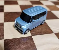 Honda N-BOX ミニカー キーホルダー ライト点灯 非売品のサムネイル
