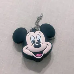 【ディズニー】ミッキーシリコンポーチ　バッグチャーム