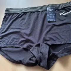 Reebok ショーツ ブラック LLサイズ 新品　台風影響で今日まで出品のサムネイル
