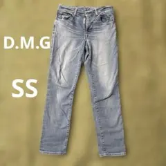 Item thumbnail for item fe404f3b-b9f2-46c4-b262-4b0fd97bccb2