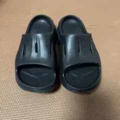 HOKA ブラック リカバリースライド 3　サイズW8