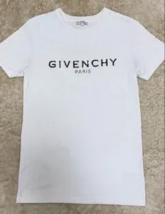 GIVENCHY ホワイト Tシャツ 12+ ジバンシー　Sのサムネイル
