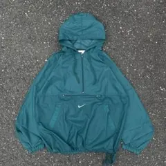 NIKE 00s 90s ナイロン　アノラック　センターロゴ　y2k 短丈