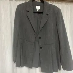 H&M テーラードジャケット グレー ストライプ ペプラムのサムネイル