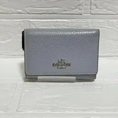 【値下げ‼︎】COACH 三つ折り財布 グレーミスト ミニウォレットのサムネイル