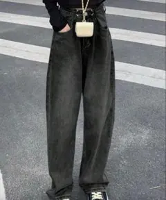 ハイウエスト ストレージレッグ ジーンズ ボタン付き