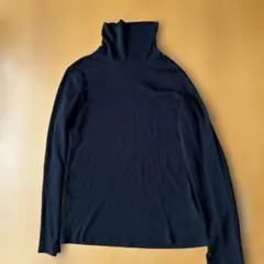 UNIQLO ブラック タートルネック 長袖