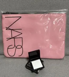NARS ライトリフレクティングパウダープレスト N 1.8g➕ノベルティポーチのサムネイル