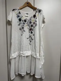 ScoLar 花蝶柄プリントワンピースのサムネイル