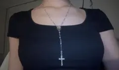 gray y2k grunge cross rosary necklace❤︎