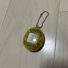 初代たまごっち スケルトンイエロー ジャンク品