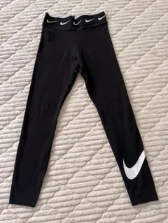Nike ブラック レギンス ロゴ入り