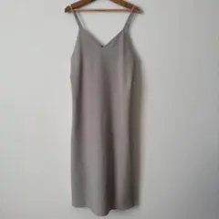 GU　ジーユー　キャミワンピース　ワンピース　スカート　レディース　ファッション