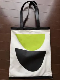 UNBD. トートバッグのサムネイル