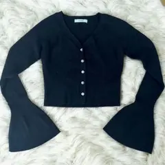 ⭐️SNIDEL クロップドフレアスリーブカーディガン⭐️