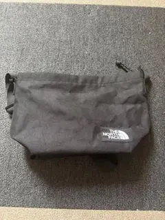 THE NORTH FACE ショルダーバッグ ブラックのサムネイル