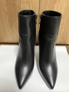 DIANA ショートブーツ　黒 レザー ピンヒール