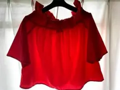 【新品/美品】EMODA オフショルダー【試着のみ】のサムネイル