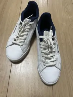 Reebok Classic ホワイト/ネイビー スニーカー