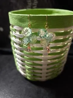 Item thumbnail for item 5c25ce60-92ef-4c99-88d3-ef1da38a3768