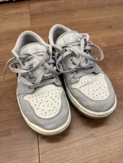 NIKEAir Jordan 1 　ゴルフスニーカー　ウルフグレー