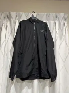 New Balance ブラック ナイロンジャケット