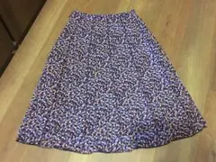 ひざ下　フレアスカート