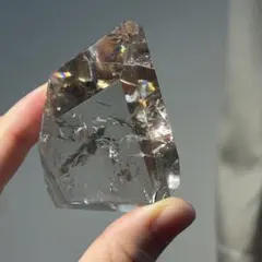 【極美虹入り/万華鏡のような輝き】マダガスカル産 レインボークォーツ 極美虹入り/万華鏡のような輝き】マダガスカル産 レインボークォーツ