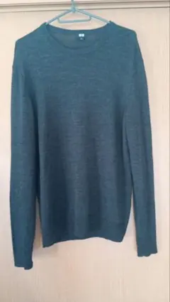 ユニクロ　ダークグレー クルーネック　ニットセーター　Ｌ　丸首　薄手