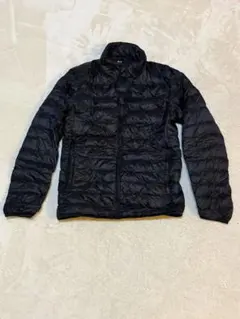 UNIQLO ウルトラライトダウン S 黒 軽量 防寒 コンパクト