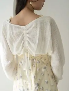 SNIDEL バックドロストシアーボレロカーディガン ホワイト